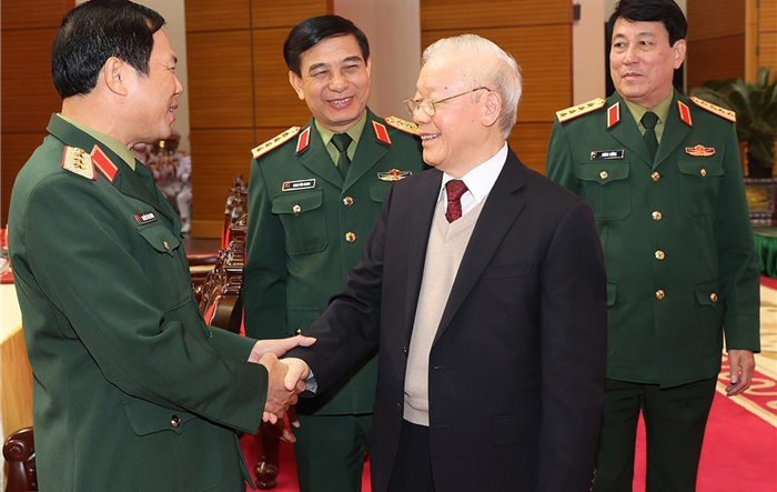 Vận dụng tư tưởng Hồ Chí Minh về “người trước, súng sau” vào xây dựng Quân đội nhân dân Việt Nam cách mạng, chính quy, tinh nhuệ, hiện đại