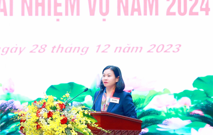Đề cao kỷ cương, kỷ luật, lựa chọn vấn đề khó triển khai để tạo đột phá trong thực thi công vụ