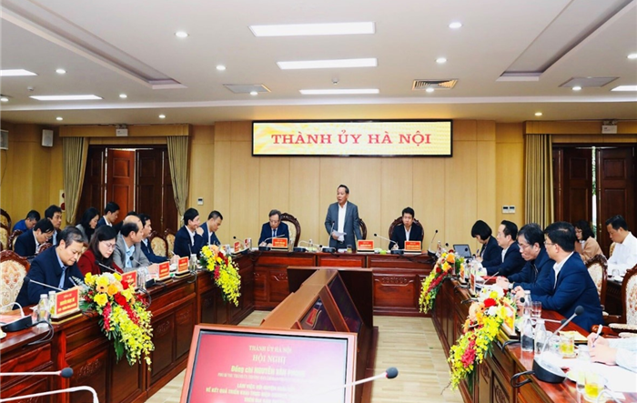 Phó Bí thư Thành uỷ Nguyễn Văn Phong làm việc với huyện Hoài Đức