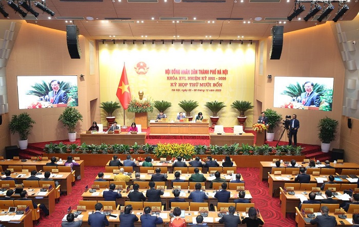 HĐND thành phố thảo luận tổ về nhiệm vụ phát triển kinh tế - xã hội năm 2024