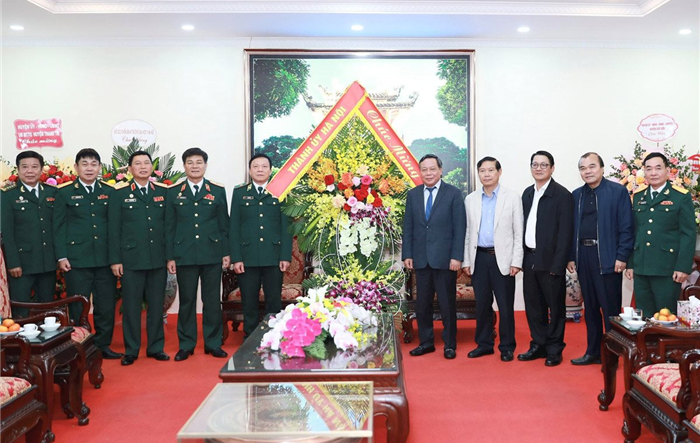 Phó Bí thư Thành ủy Hà Nội đến chúc mừng Hội Cựu chiến binh thành phố