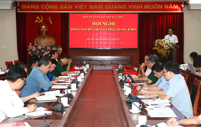 Hướng dẫn công tác tuyên truyền miệng, hoạt động báo cáo viên năm 2023