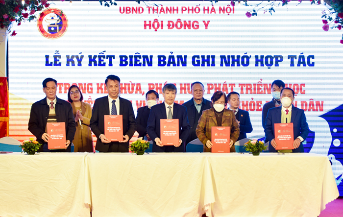 Tiếp tục phát triển ngành Đông Y và Hội Đông y thành phố