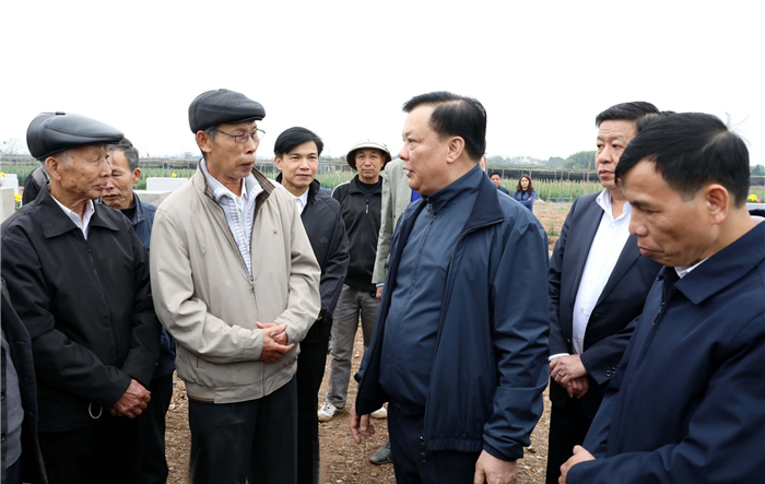 Bí thư Thành ủy Đinh Tiến Dũng gặp gỡ, lắng nghe ý kiến người dân về Dự án Vành đai 4