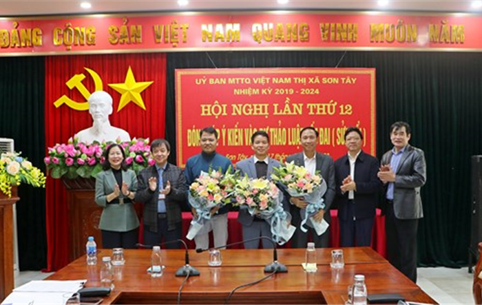 Hội nghị kiện toàn chức danh Phó Chủ tịch Uỷ ban MTTQ thị xã Sơn Tây