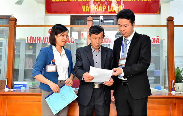Tạo đột phá từ công tác cán bộ