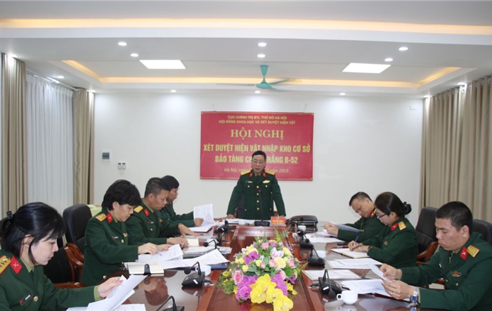 Hội nghị xét duyệt hiện vật nhập kho cơ sở Bảo tàng Chiến thắng B-52