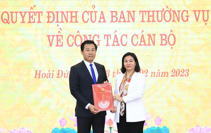 Điều động công tác Bí thư Huyện ủy Hoài Đức và Giám đốc Sở Quy hoạch Kiến trúc