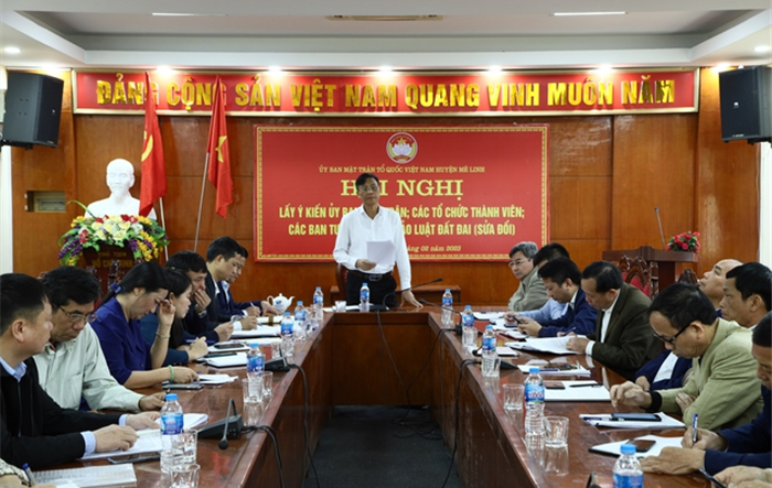 Uỷ ban MTTQ huyện Mê Linh tổ chức lấy ý kiến về dự thảo Đất đai (sửa đổi)