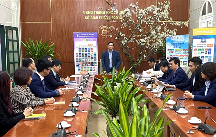 Hội nghị giới thiệu sách giáo khoa lớp 11 theo Chương trình giáo dục phổ thông 2018