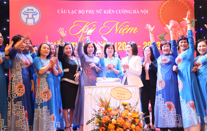 Câu lạc bộ Phụ nữ kiên cường thành phố Hà Nội kỷ niệm 4 năm thành lập 