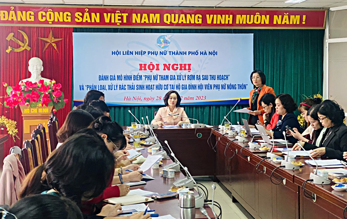 Đánh giá kết quả triển khai thực hiện mô hình điểm “Phụ nữ tham gia xử lý rơm rạ sau thu hoạch”