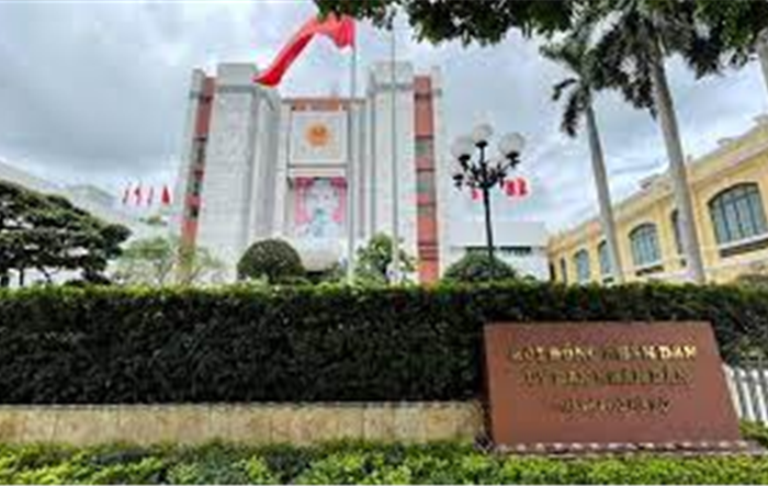 Uỷ quyền cho UBND cấp huyện giải quyết một số thủ tục hành chính