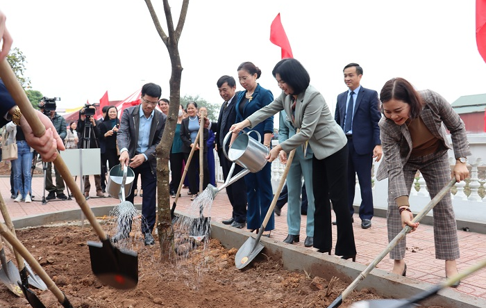 Hội Nông dân thành phố phát động Tết trồng cây và Đợt thi đua đặc biệt chào mừng Đại hội Hội Nông dân các cấp nhiệm kỳ 2023 - 2028