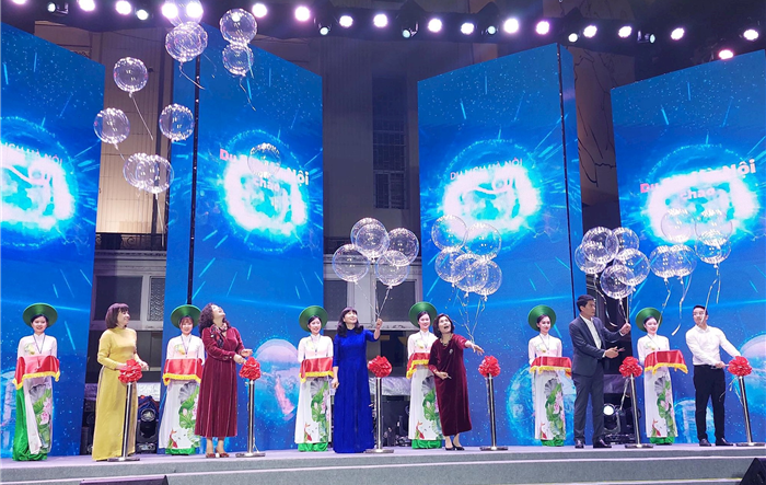 Tưng bừng chương trình "Du lịch Hà Nội chào 2023 - Get on Hà Nội 2023" với chủ đề "Hà Nội - Đến để yêu",