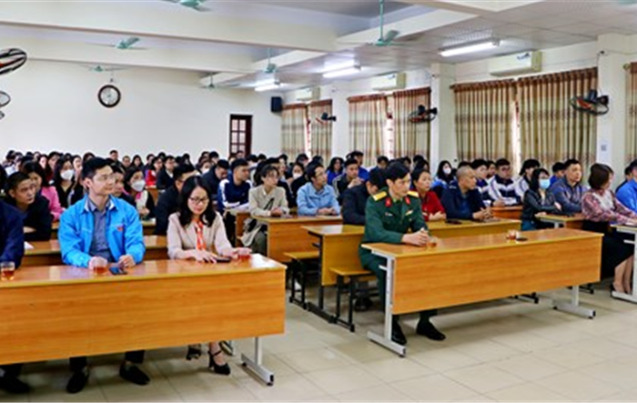 Thị xã Sơn Tây: Hơn 160 đoàn viên ưu tú tham gia lớp bồi dưỡng nhận thức về Đảng