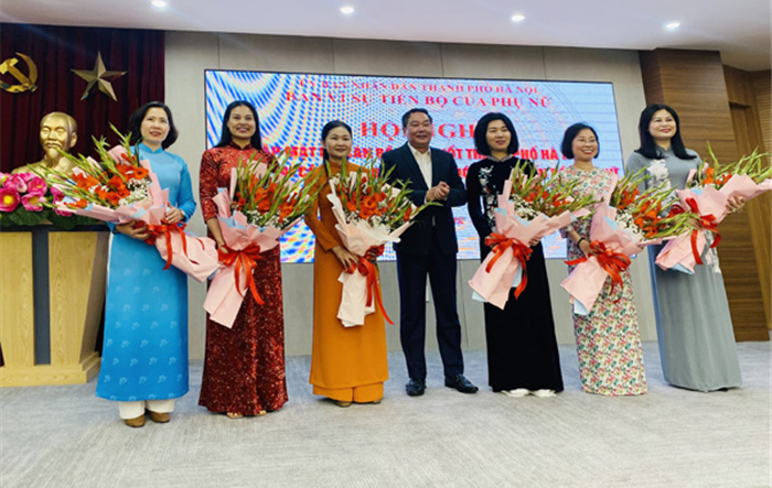 Thành phố Hà Nội: Đẩy mạnh công tác vì sự tiến bộ của phụ nữ và bình đẳng giới