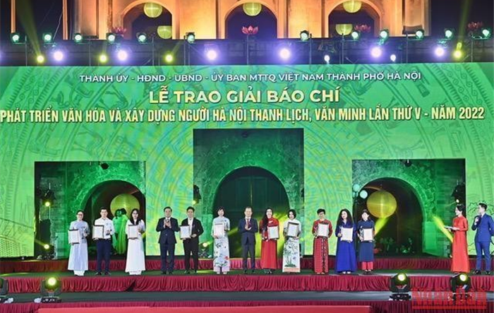 Tổ chức Giải Báo chí về phát triển văn hóa và xây dựng người Hà Nội thanh lịch, văn minh lần thứ VI - năm 2023