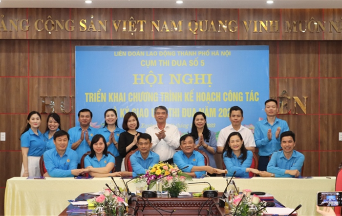Cụm thi đua số 5 LĐLĐ thành phố Hà Nội ký kết giao ước thi đua năm 2023