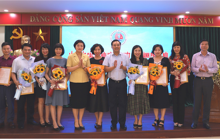 Công bố quyết định thành lập 11 chi bộ thuộc Hội hữu nghị Việt - Mỹ thành phố Hà Nội