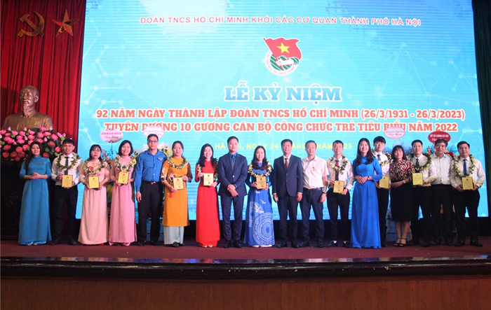 Đoàn Khối các cơ quan thành phố tuyên dương 10 gương cán bộ, công chức trẻ tiêu biểu năm 2022 