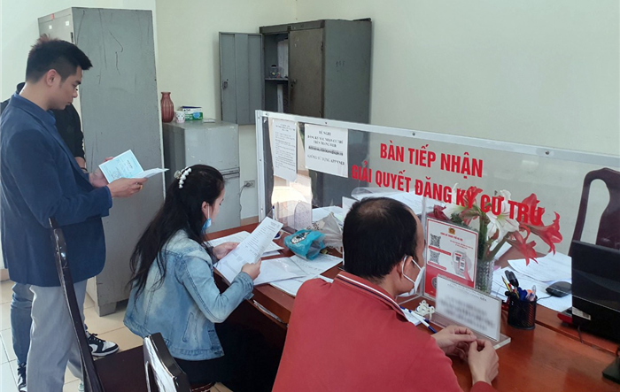 Tuyệt đối không được yêu cầu công dân cung cấp thêm xác nhận cư trú