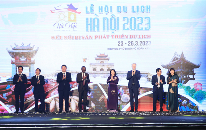 Kết nối di sản để phát triển du lịch Hà Nội