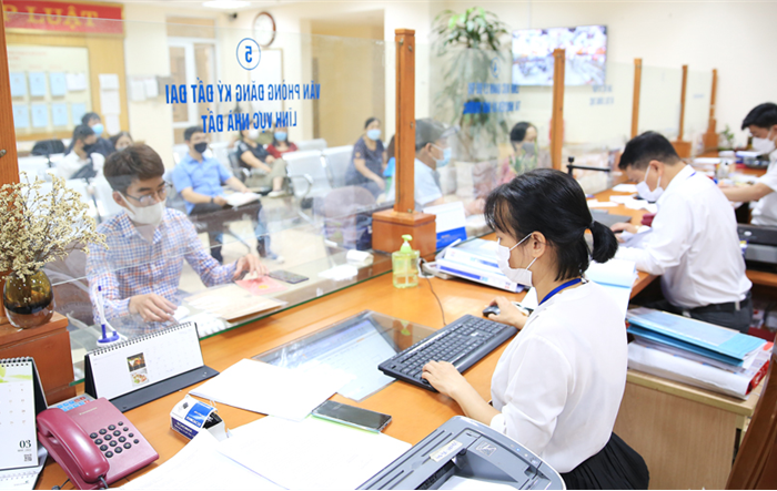 Tổ chức tuyển dụng công xã, phường, thị trấn khi sắp xếp lại đơn vị hành chính