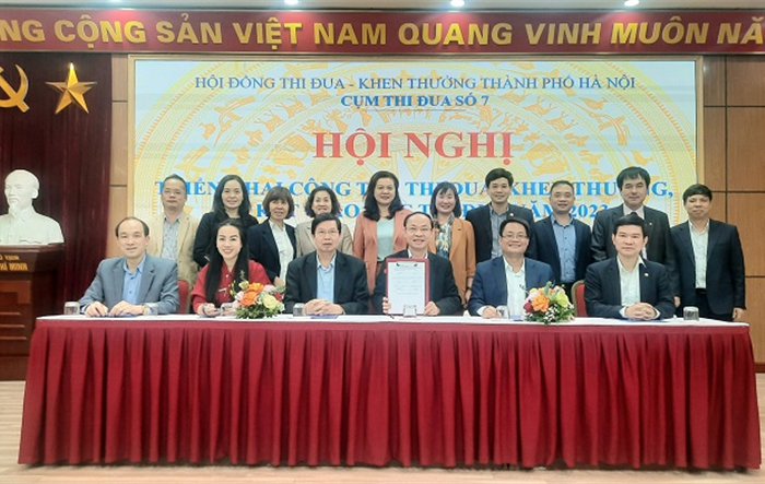 Cụm Thi đua số 7 thành phố ký cam kết giao ước thi đua năm 2023