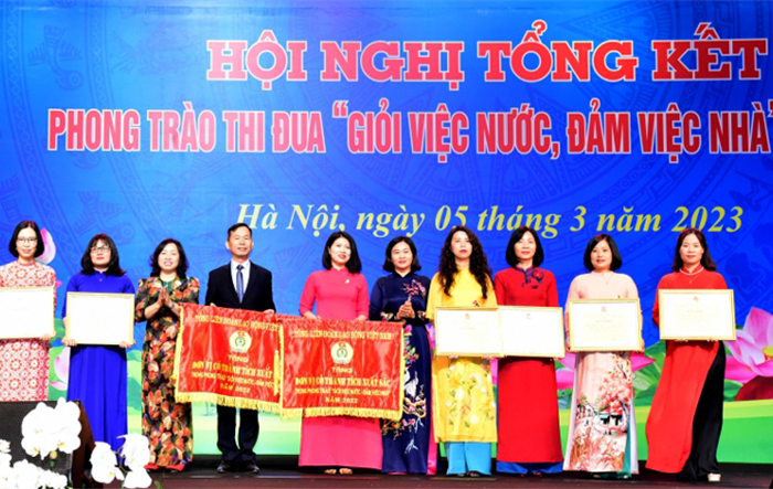 Tổng kết phong trào thi đua “Giỏi việc nước, đảm việc nhà” năm 2022