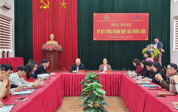 Hội Nông dân thành phố ký kết thoả thuận hợp tác với VNPT Hà Nội