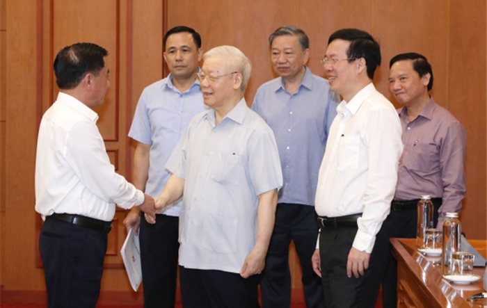 Đấu tranh chống những luận điệu xuyên tạc về phòng, chống tham nhũng
