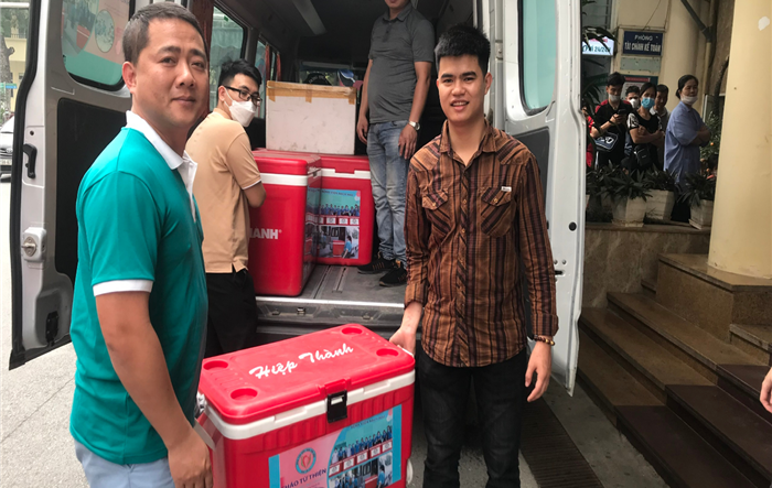 Tấm lòng từ thiện với cái tâm trong sáng