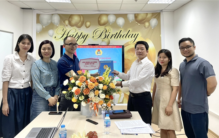 Liên đoàn Lao động quận Tây Hồ: Ra mắt Công đoàn Công ty TNHH Công nghệ số NGS