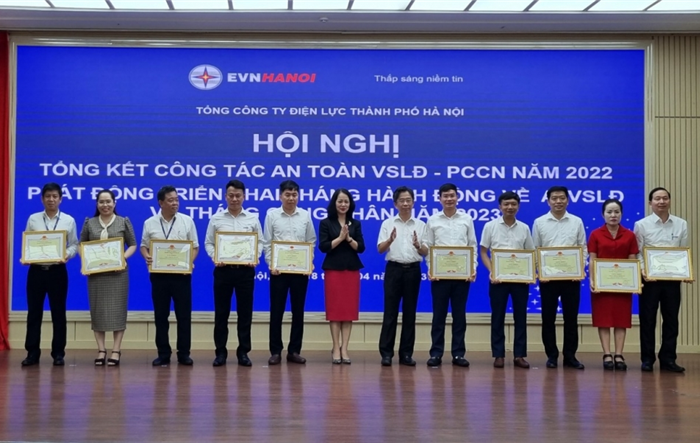 Tổng Công ty Điện lực thành phố phát Tháng hành động An toàn vệ sinh lao động và Tháng Công nhân năm 2023