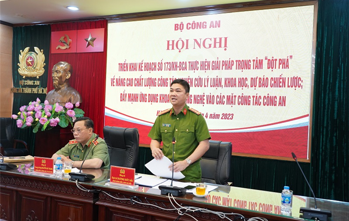 “Nâng cao hiệu quả ứng dụng khoa học, công nghệ đáp ứng yêu cầu, nhiệm vụ bảo đảm an ninh trật tự trên địa bàn Thủ đô”