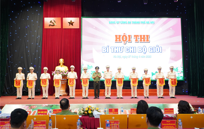 Sôi nổi hội thi Bí thư Chi bộ giỏi cấp Công an thành phố Hà Nội