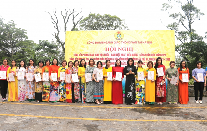 Công đoàn ngành Giao thông vận tải tổng kết phong trào “Giỏi việc nước - Đảm việc nhà”; biểu dương “Công nhân giỏi” năm 2023