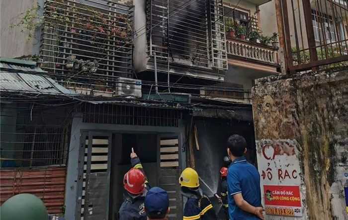Phó Thủ tướng Chính phủ yêu cầu hỗ trợ gia đình người bị nạn trong vụ cháy tại Hà Đông