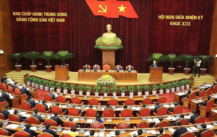 Ngày làm việc thứ hai của Hội nghị giữa nhiệm kỳ Ban Chấp hành Trung ương Đảng khoá XIII