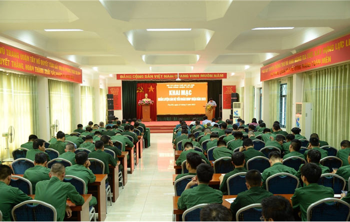 Ban Chỉ huy Quân sự quận Tây Hồ: Khai mạc huấn luyện cán bộ Tiểu đoàn bộ đội địa phương quận năm 2023