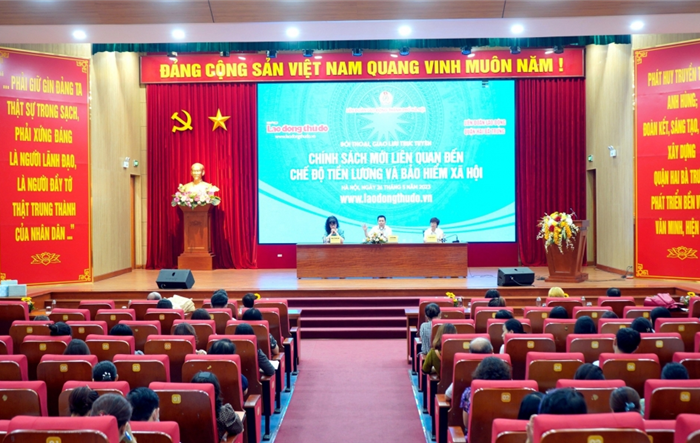 Đối thoại, giao lưu những chính sách mới về tiền lương và bảo hiểm xã hội