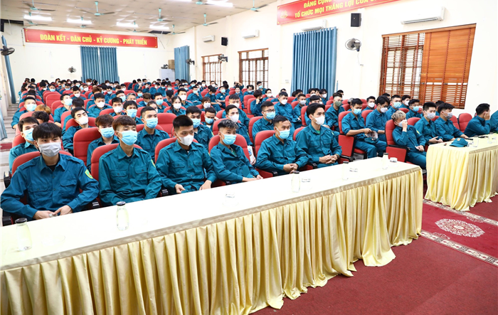 Huyện Hoài Đức: Hơn 280 học viên tham gia huấn luyện dân quân trinh sát, dân quân công binh năm 2023