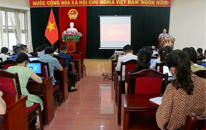 Gần 100 đồng chí Bí thư, Phó Bí thư cấp uỷ cơ sở tham gia tập huấn sử dụng phần mềm “Điều hành tác nghiệp quản lý đảng viên”