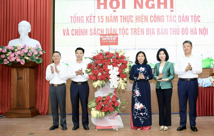 Thành phố Hà Nội là địa phương dẫn đầu trong nâng cao đời sống của đồng bào dân tộc thiểu số