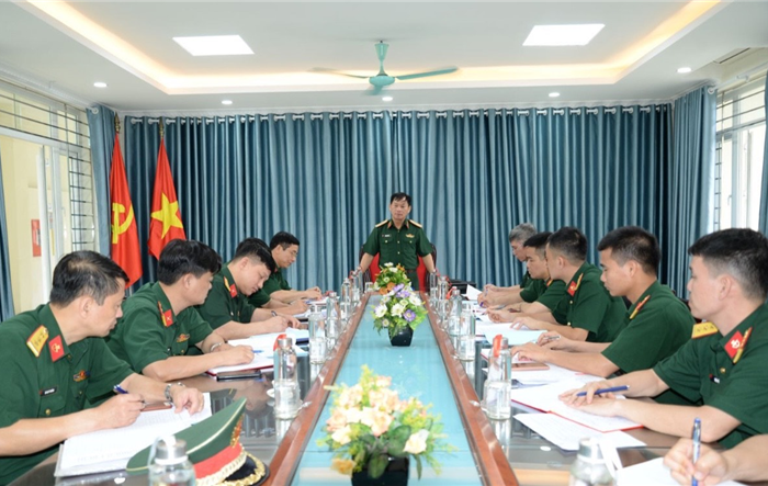 Bộ Tư lệnh Thủ đô thăm, làm việc với Tiểu đoàn Đặc công 18 và Tiểu đoàn Trinh sát 20