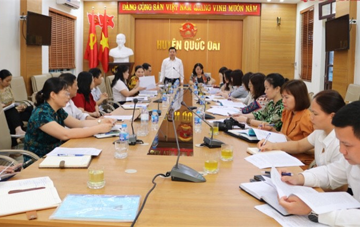 Phó Chủ tịch Hội LHPN thành phố giám sát thực hiện công tác phụ nữ và bình đẳng giới trên địa bàn huyện Quốc Oai