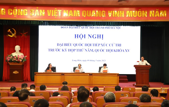 Cử tri quận Long Biên kiến nghị giải quyết vấn đề triển khai quy hoạch sông Hồng, sông Đuống