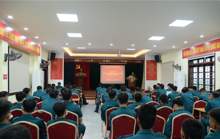 Huyện Quốc Oai: Khai mạc huấn luyện dân quân phòng không và pháo binh năm 2023