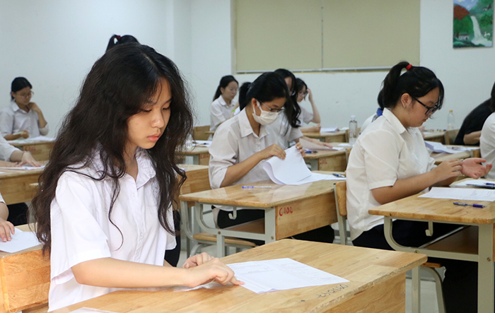 Sở Giáo dục và Đào tạo thành phố thông tin về thang điểm môn Vật lý lớp 10 chuyên 